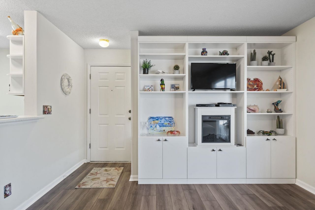 8835 Chandler Dr. Photo 17