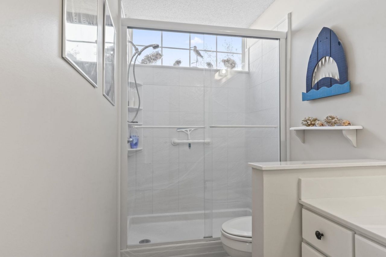 8835 Chandler Dr. Photo 27