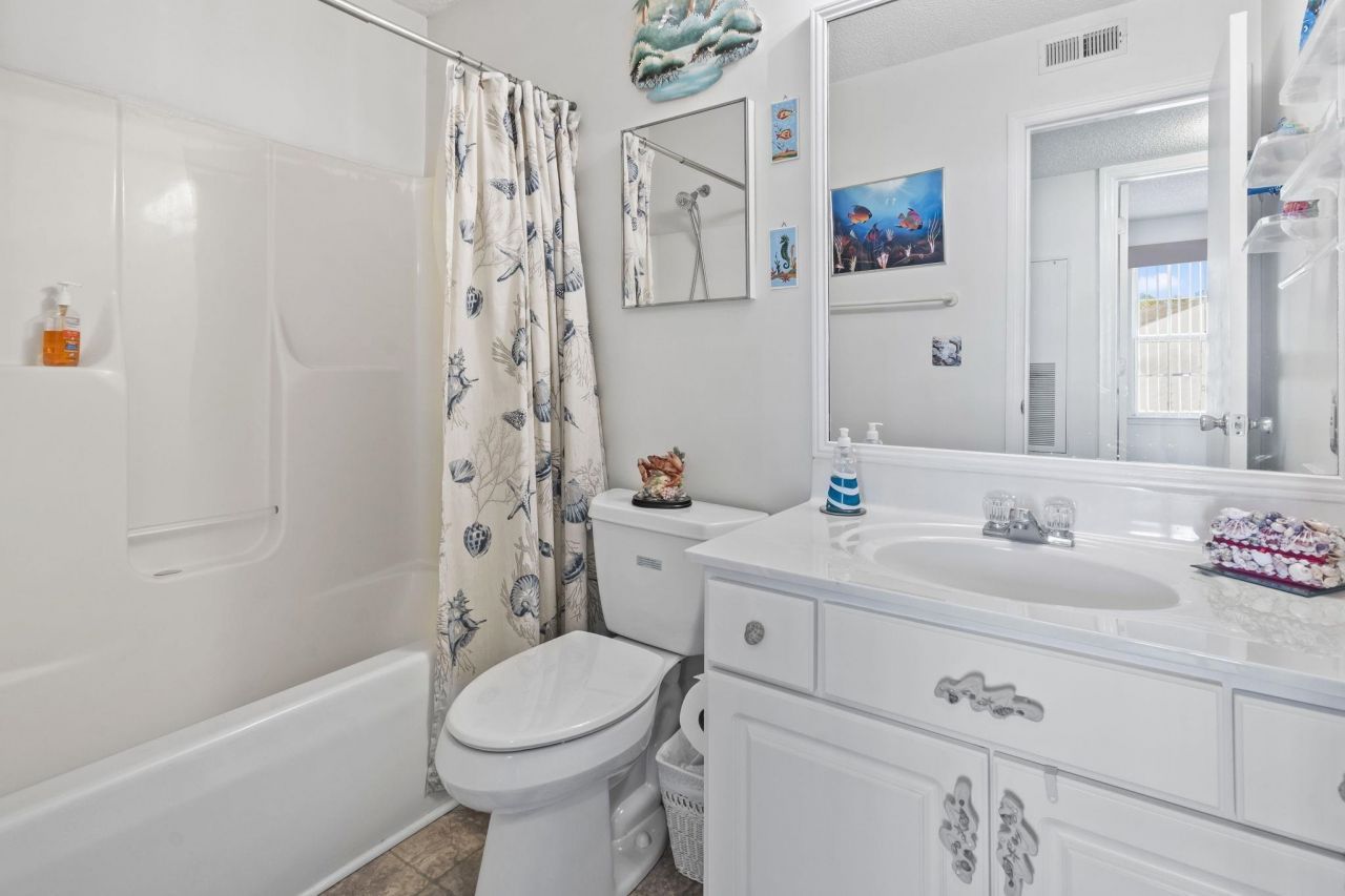 8835 Chandler Dr. Photo 29