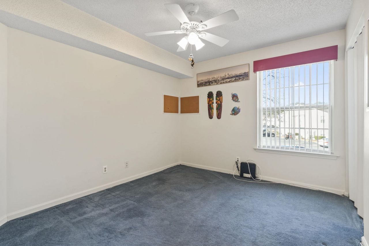 8835 Chandler Dr. Photo 32