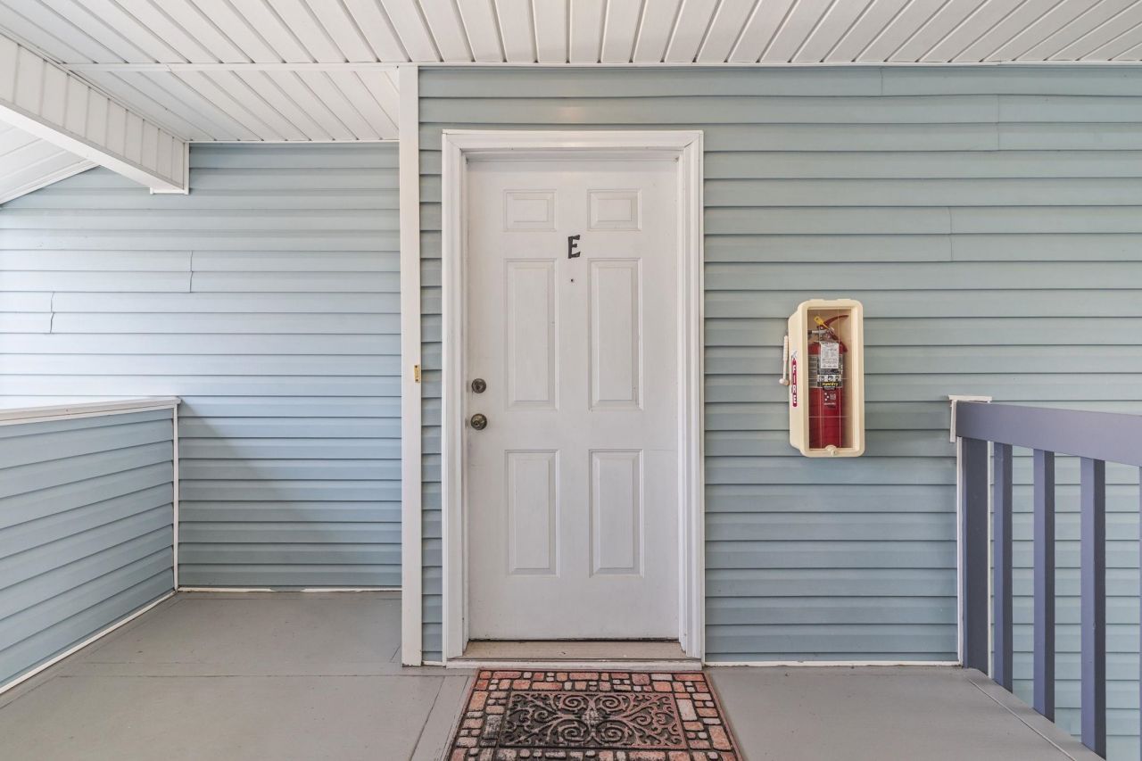 8835 Chandler Dr. Photo 5