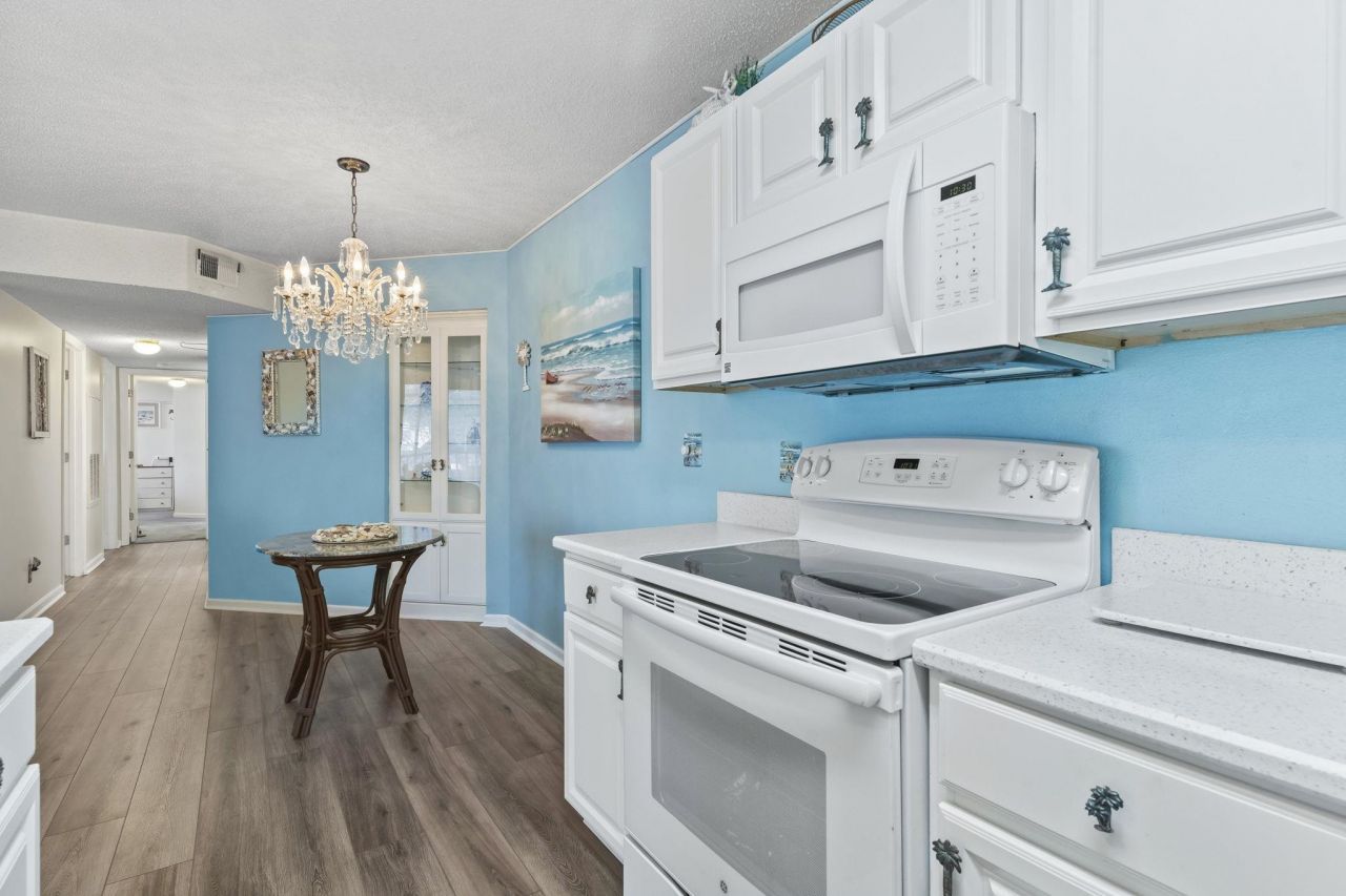 8835 Chandler Dr. Photo 8