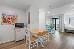 5905 South Kings Hwy.  photo 4