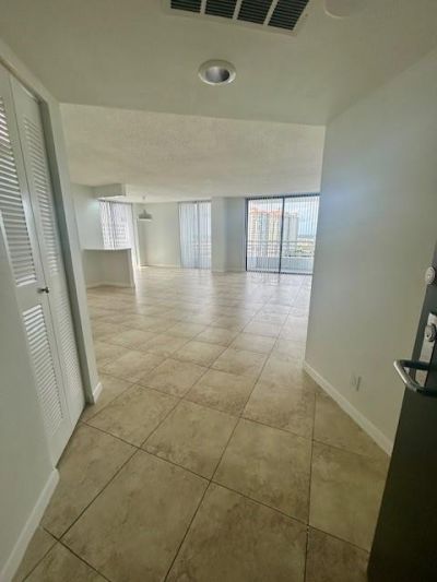 3300 NE 192nd St, Unit 1901, Miami, FL 33180 Photo