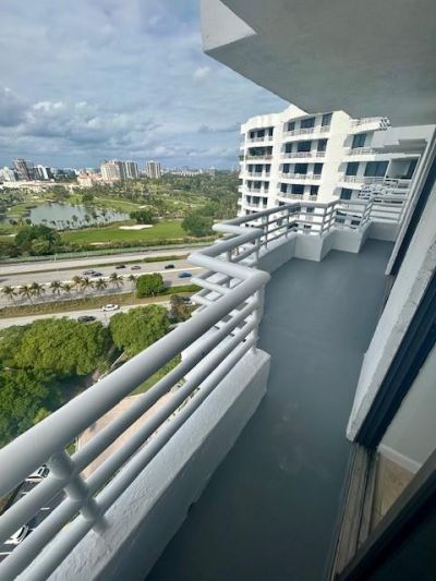 3300 NE 192nd Street, Unit 1901, Miami, FL 33180 Photo