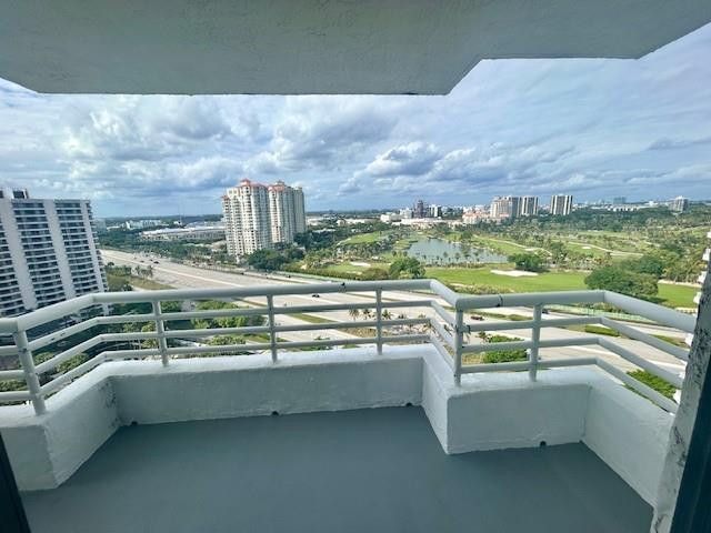 3300 NE 192nd Street, Unit 1901, Miami, FL 33180 Photo