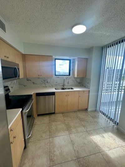 3300 NE 192nd Street, Unit 1901, Miami, FL 33180 Photo