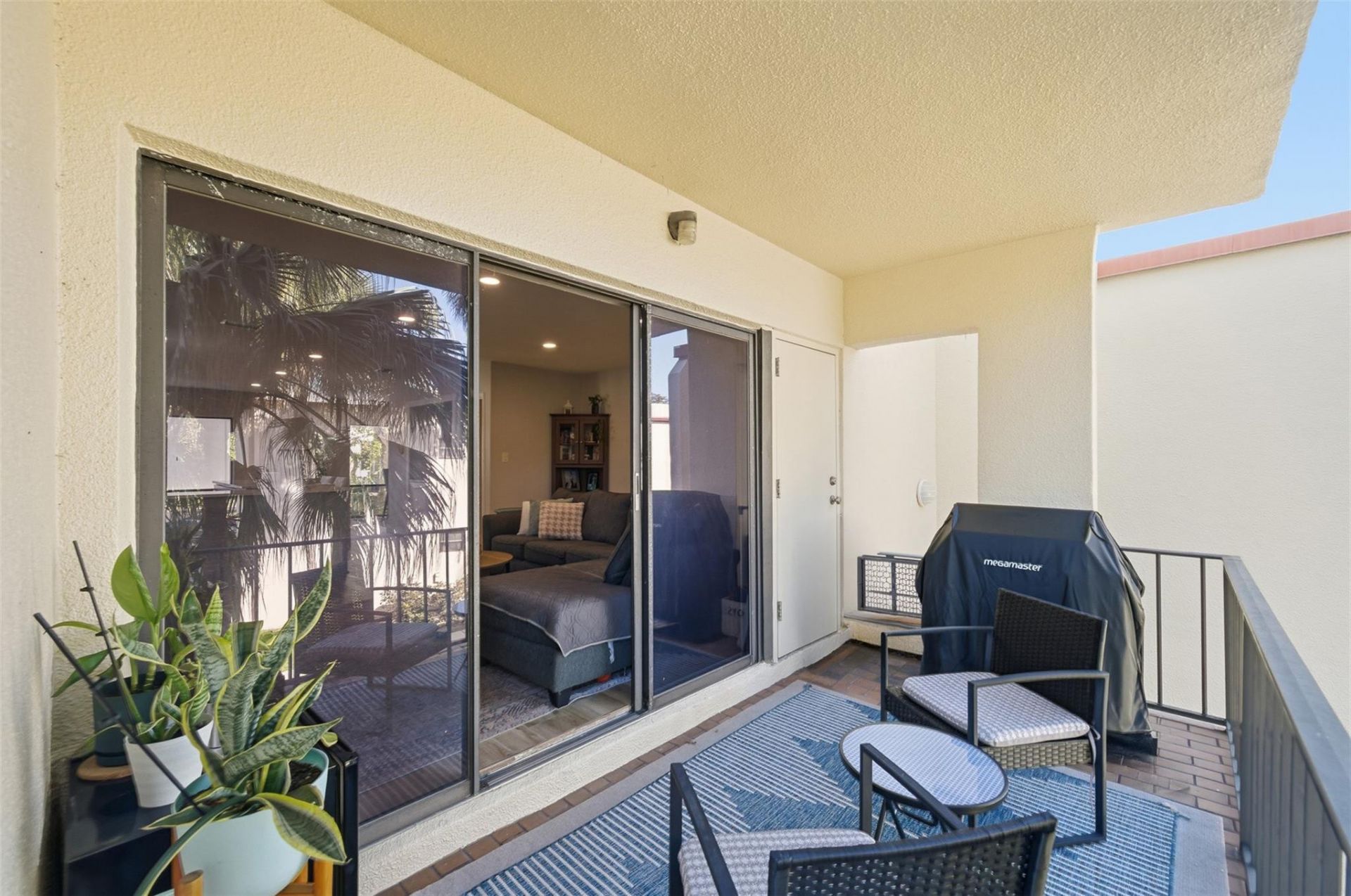 301 N Pine Island Road, Unit 217, Plantation, FL 33324 Photo