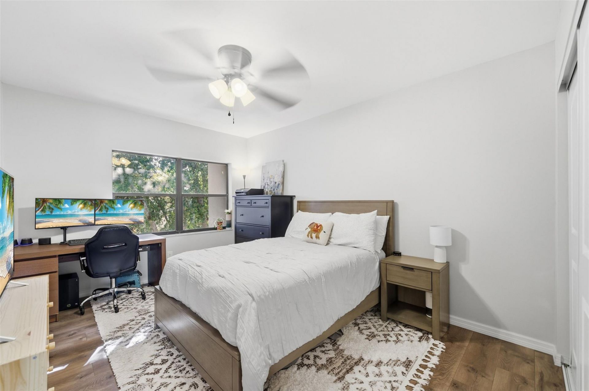 301 N Pine Island Road, Unit 217, Plantation, FL 33324 Photo