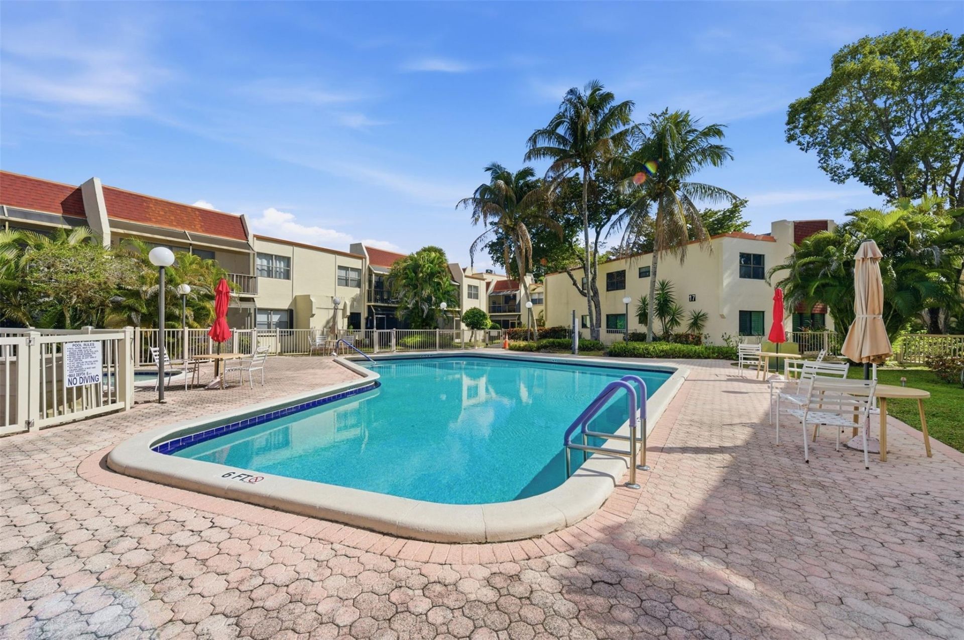 301 N Pine Island Road, Unit 217, Plantation, FL 33324 Photo