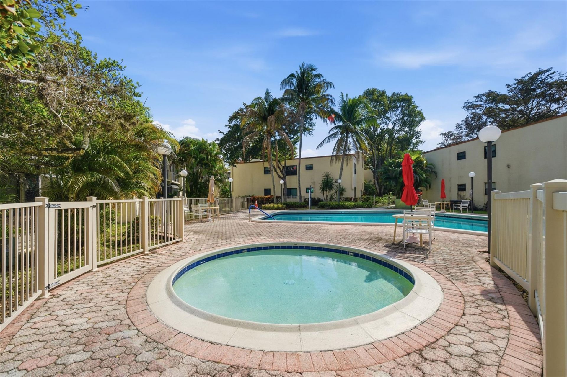 301 N Pine Island Road, Unit 217, Plantation, FL 33324 Photo