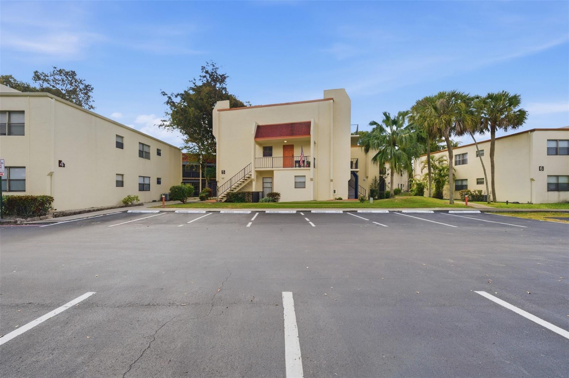 301 N Pine Island Road, Unit 217, Plantation, FL 33324 Photo