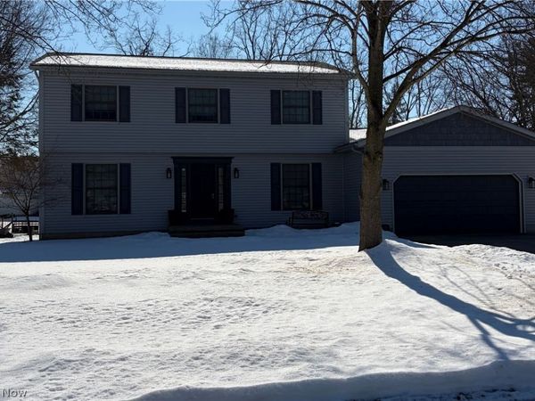 103 Pin Oak Trail, Seville, OH 44273