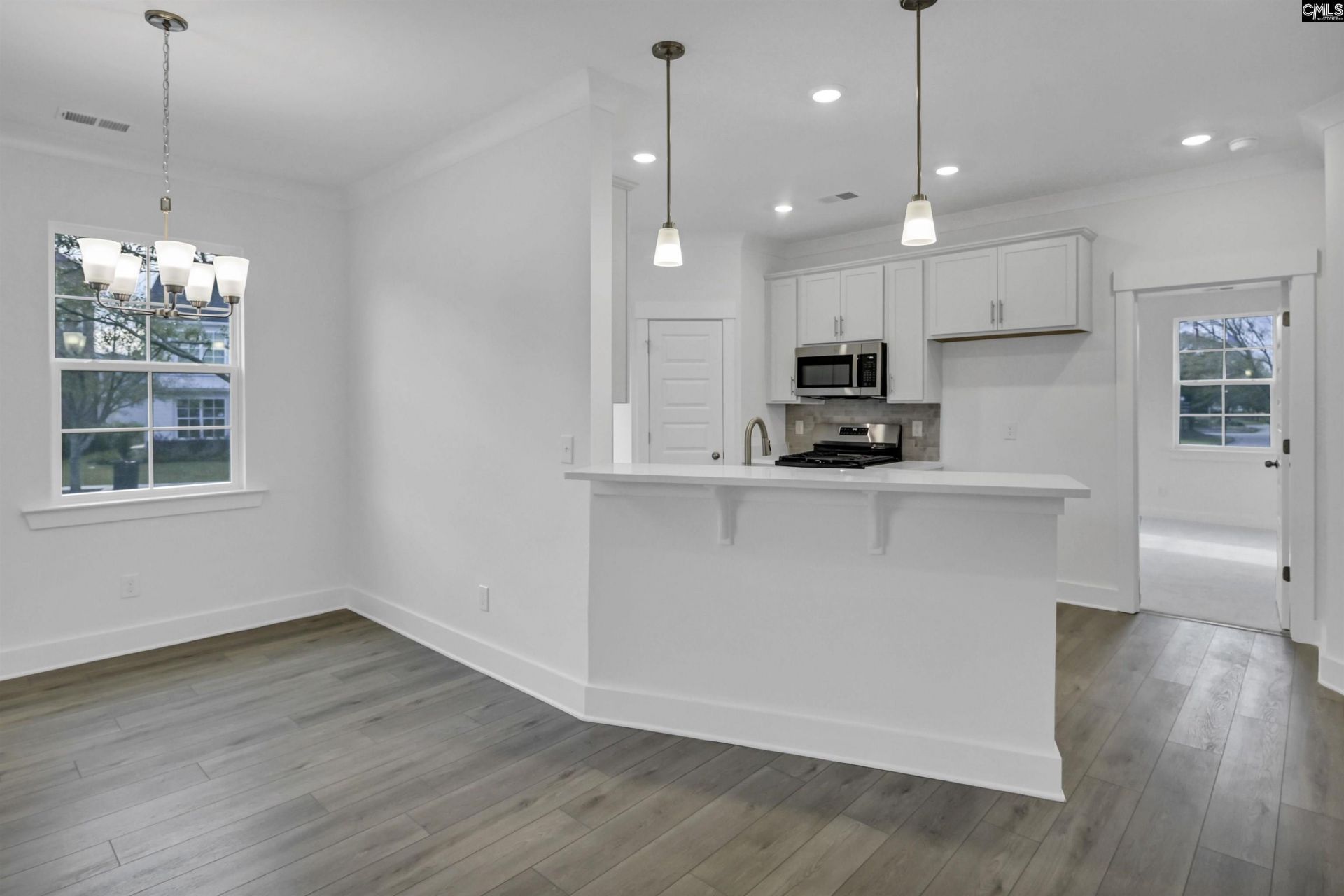 500 Adelaide Court Photo 14