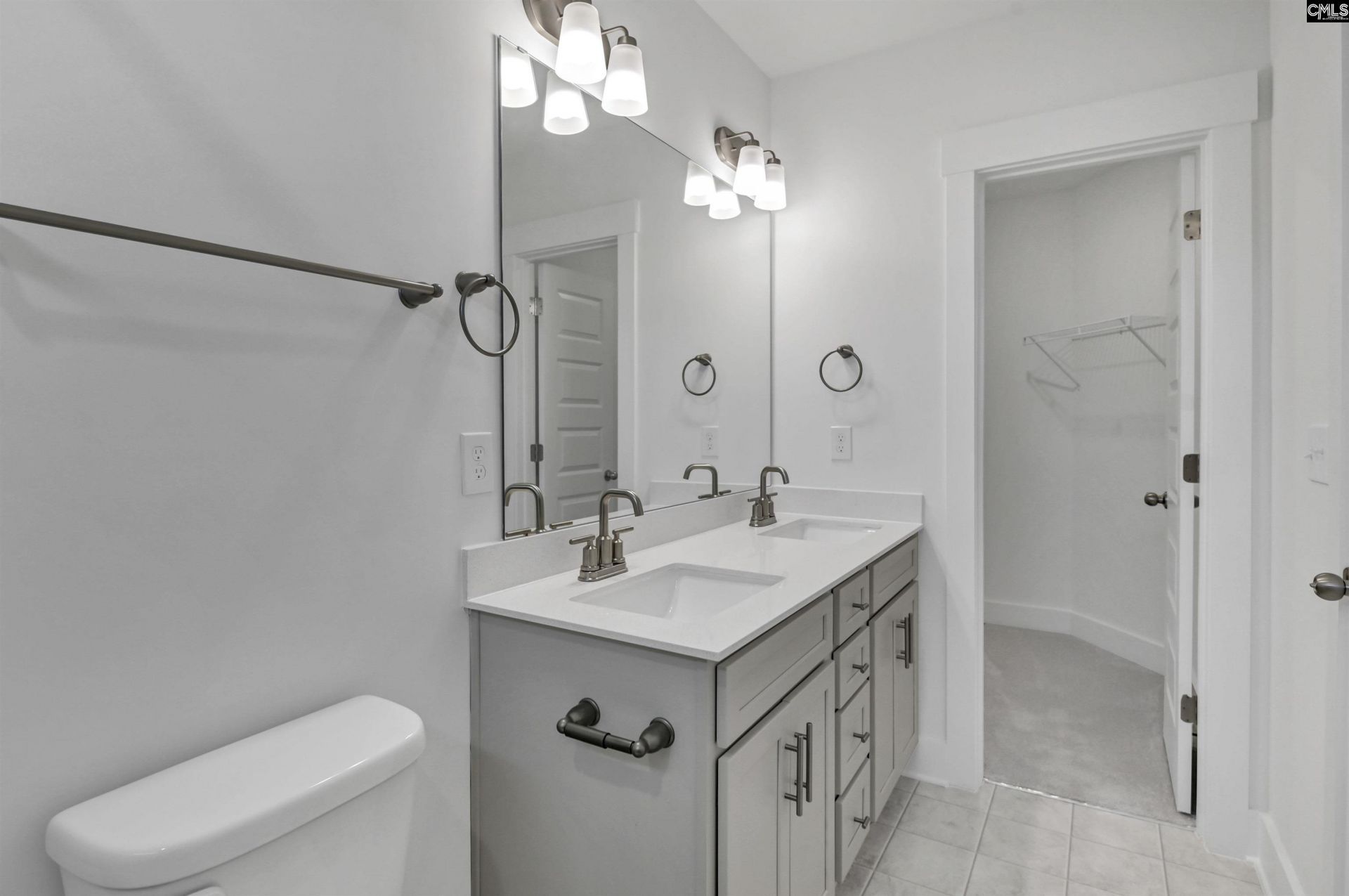 500 Adelaide Court Photo 22