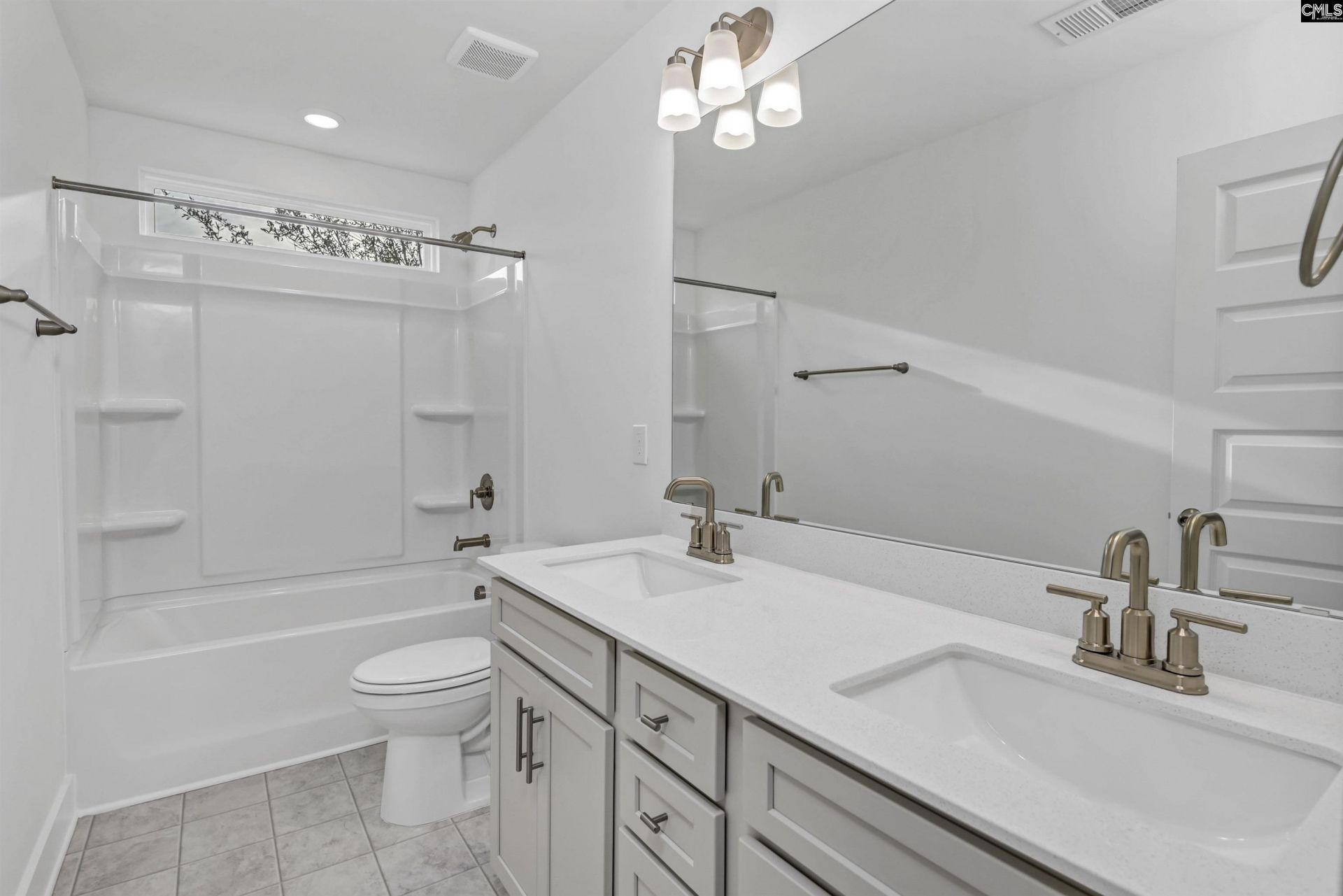 500 Adelaide Court Photo 31