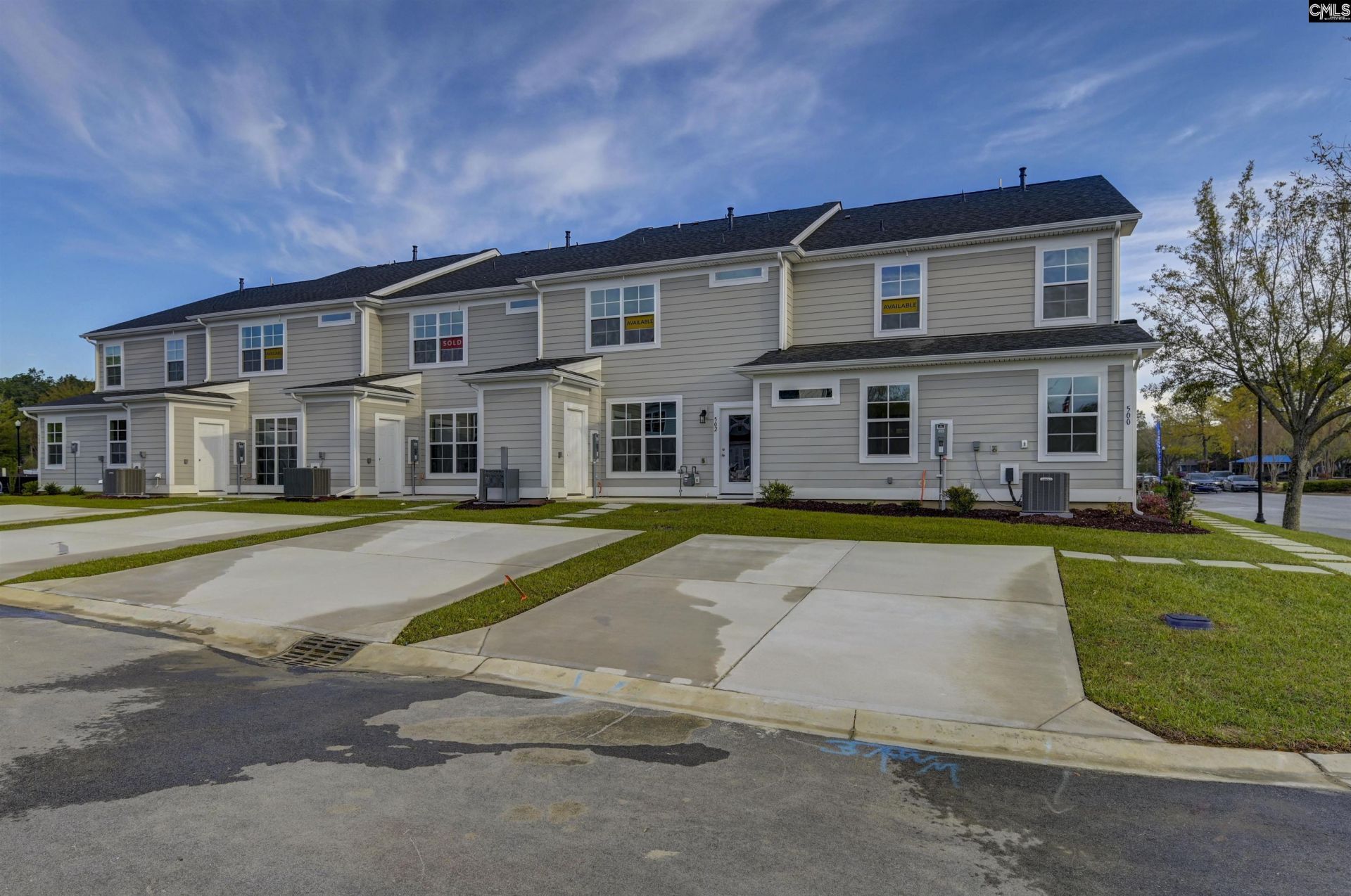 500 Adelaide Court Photo 36