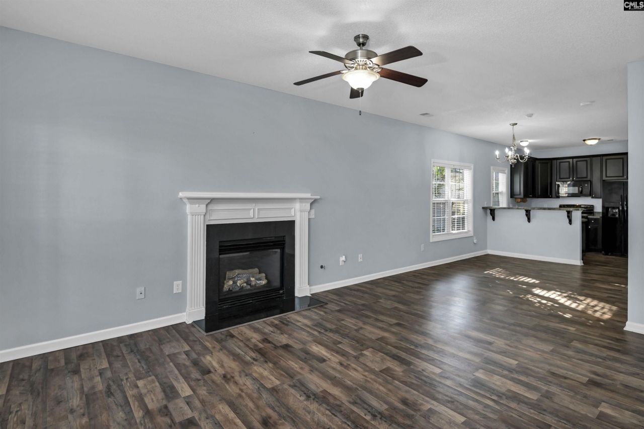 313 Castleburg Lane Photo 10