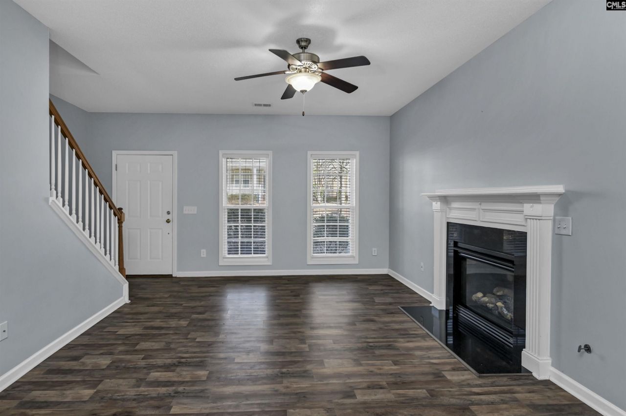 313 Castleburg Lane Photo 12