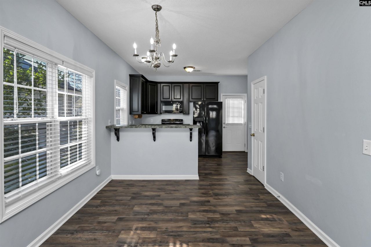 313 Castleburg Lane Photo 18