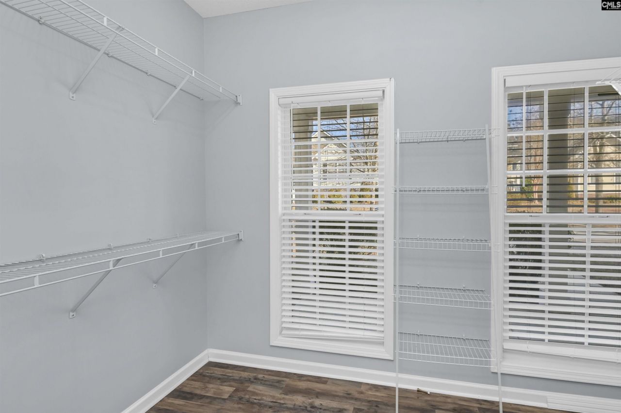 313 Castleburg Lane Photo 27