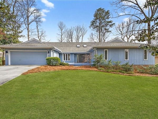 5209 Pine Bark Lane, Atlanta, GA 30338