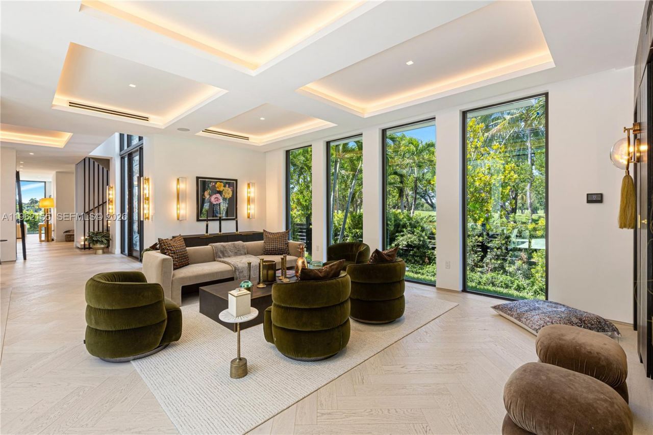 2499 N Meridian Ave , Miami Beach, FL 33140 Photo