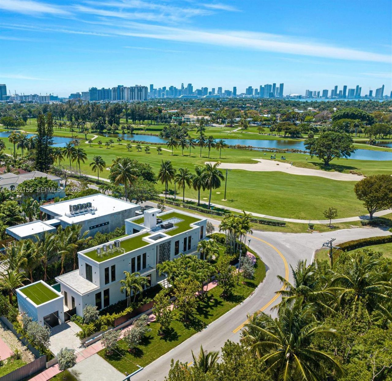 2499 N Meridian Ave , Miami Beach, FL 33140 Photo