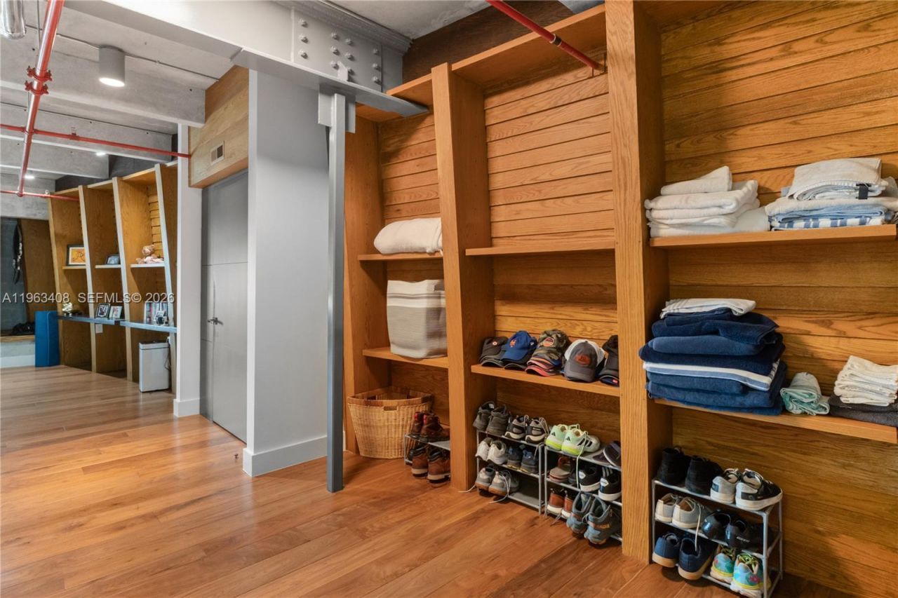 1749 NE Miami Ct, Unit 605, Miami, FL 33132 Photo