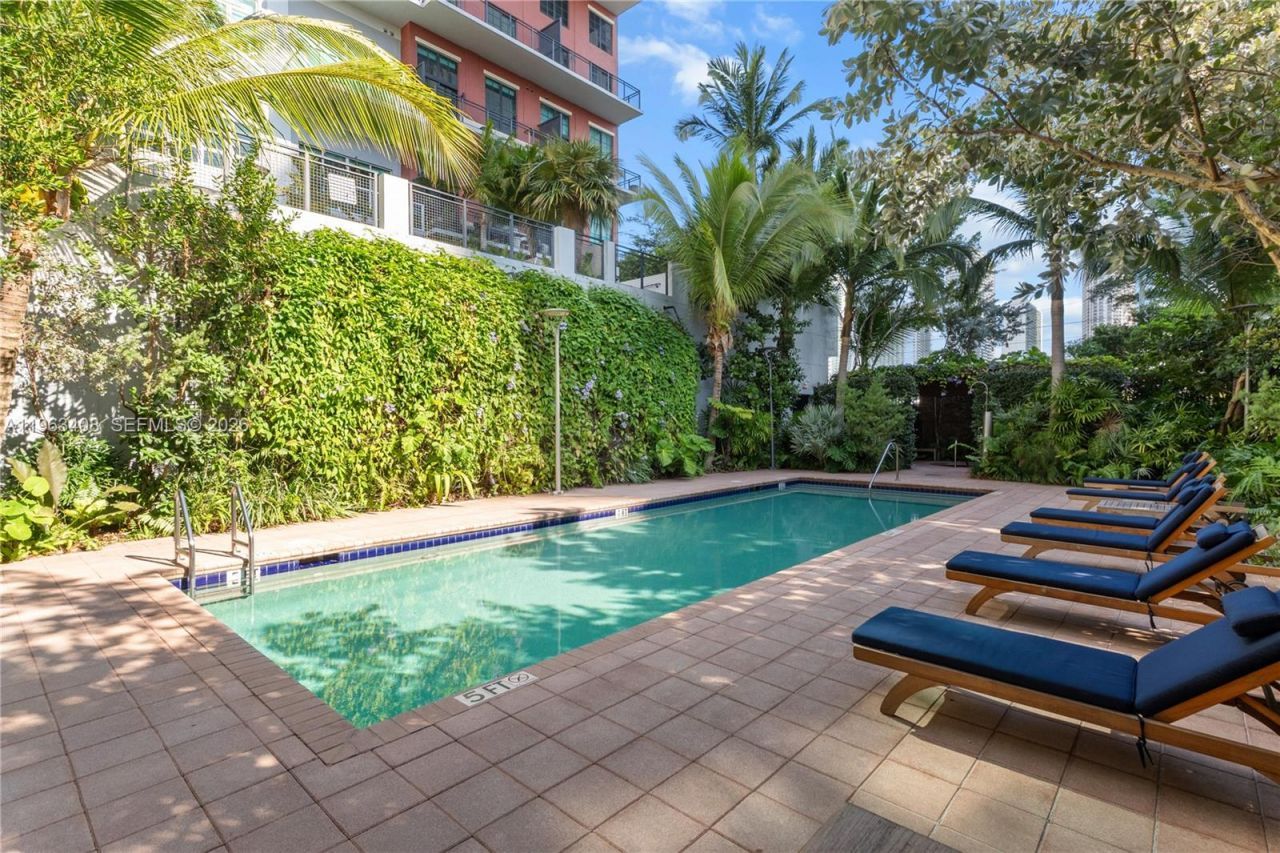 1749 NE Miami Ct, Unit 605, Miami, FL 33132 Photo