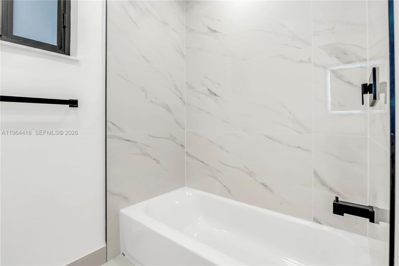 9461 NW 19th Pl, Sunrise, FL 33322 Photo