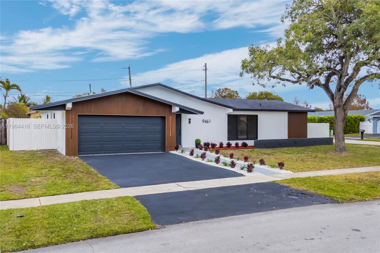 9461 NW 19th Pl, Sunrise, FL 33322 Photo