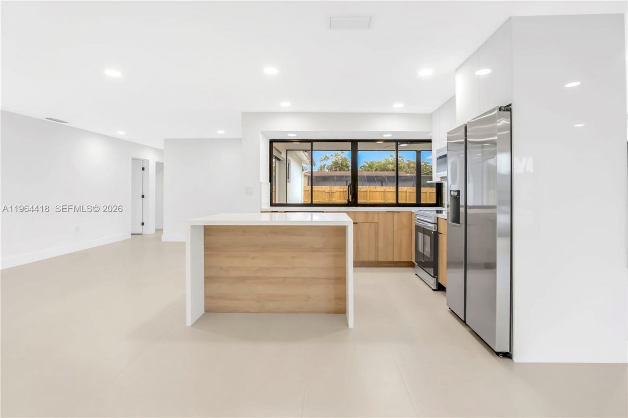 9461 NW 19th Pl, Sunrise, FL 33322 Photo