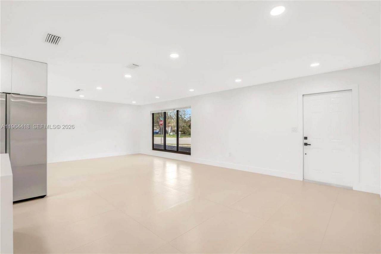 9461 NW 19th Pl, Sunrise, FL 33322 Photo