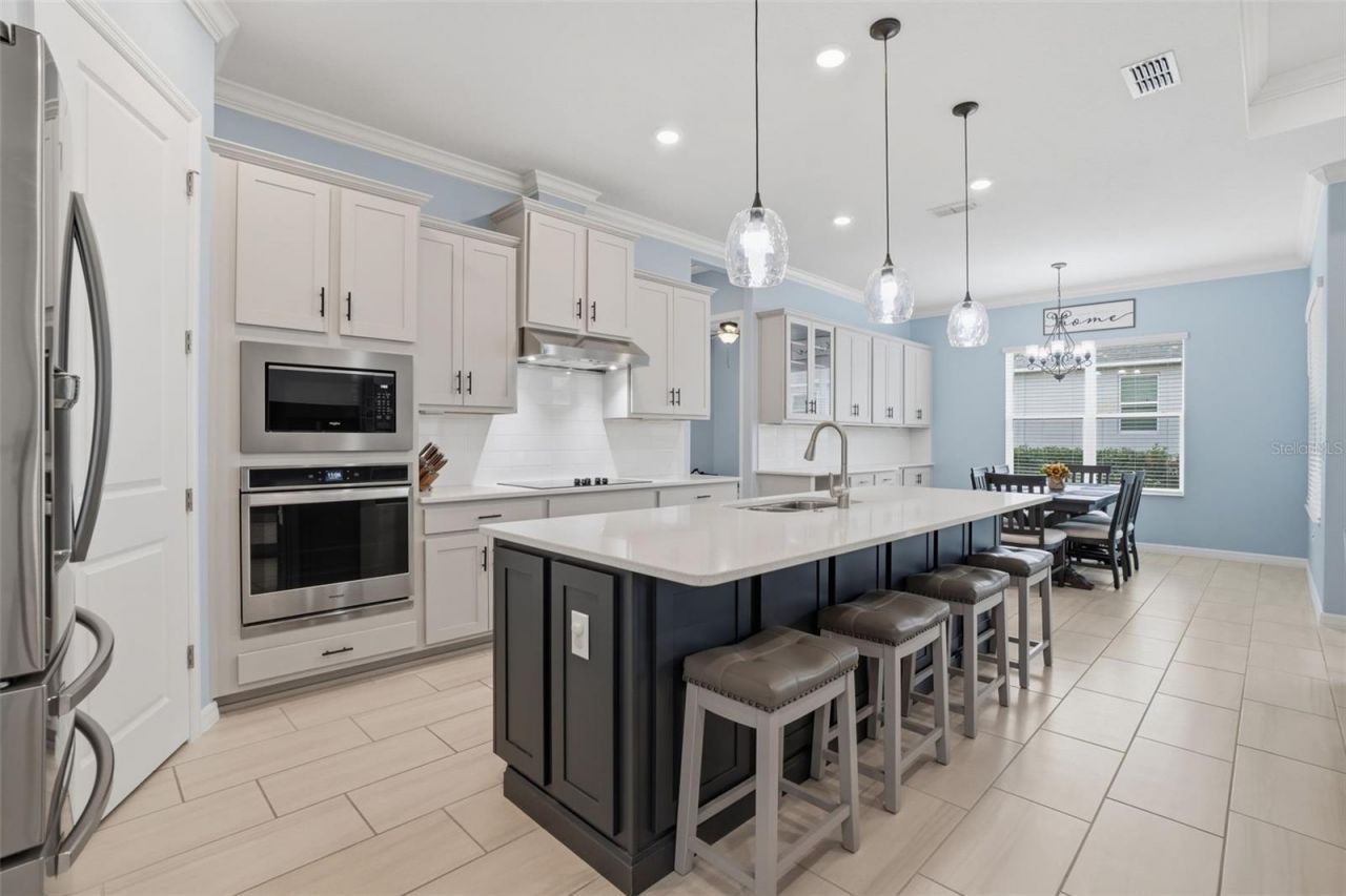 16824 Ridgewood Avenue, Montverde, FL 34756 Photo