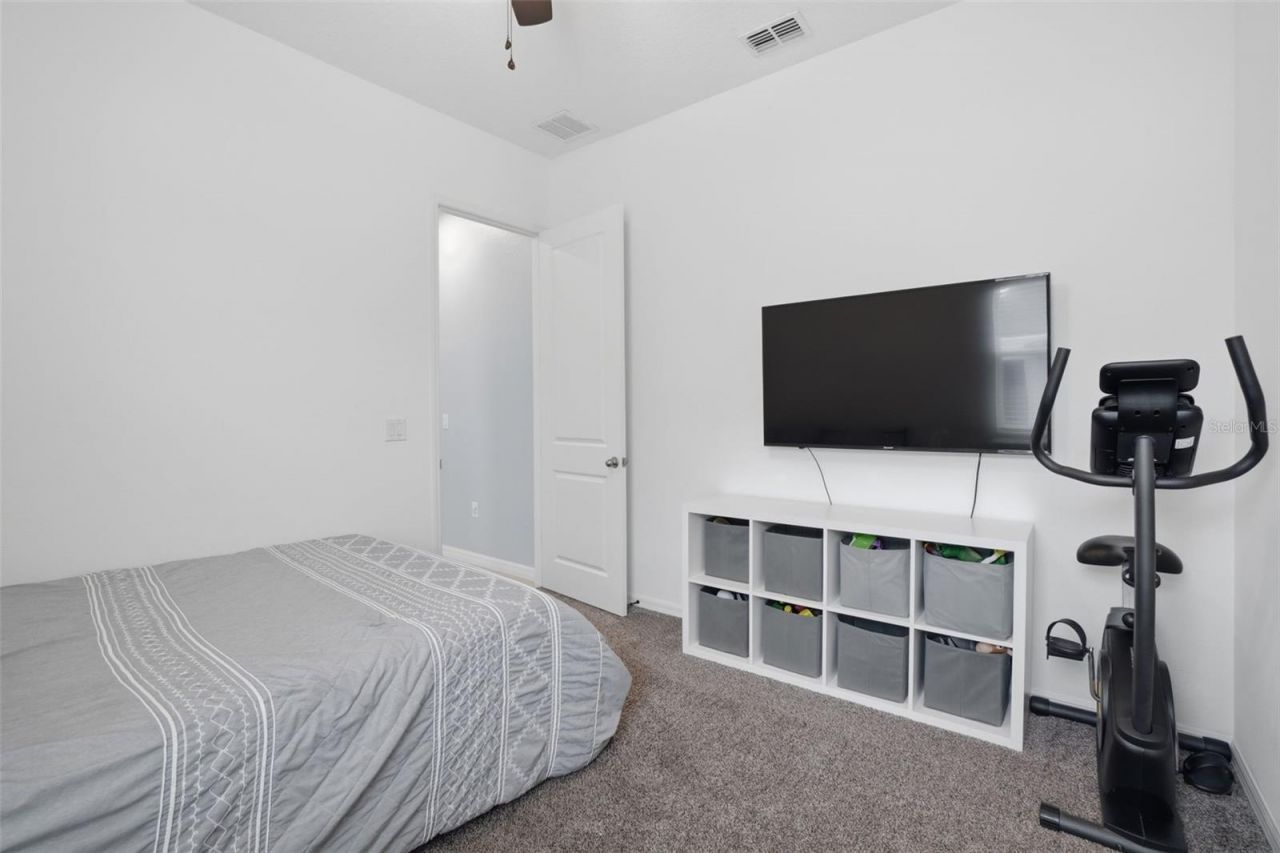 16824 Ridgewood Avenue, Montverde, FL 34756 Photo