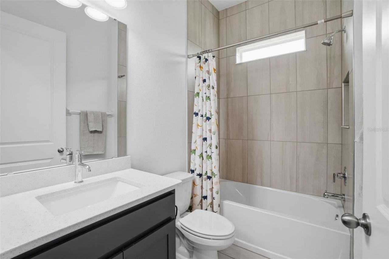 16824 Ridgewood Avenue, Montverde, FL 34756 Photo