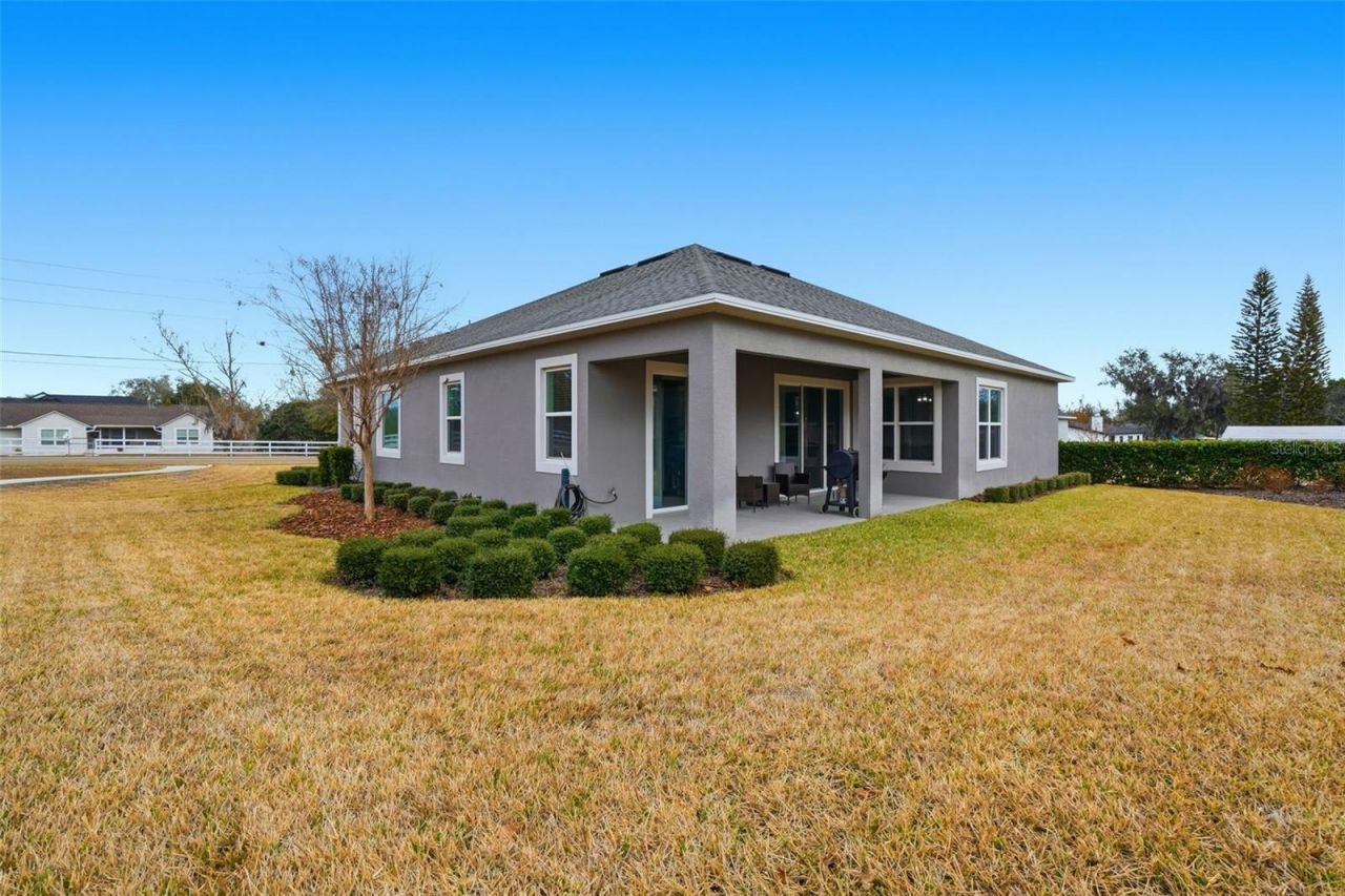 16824 Ridgewood Avenue, Montverde, FL 34756 Photo