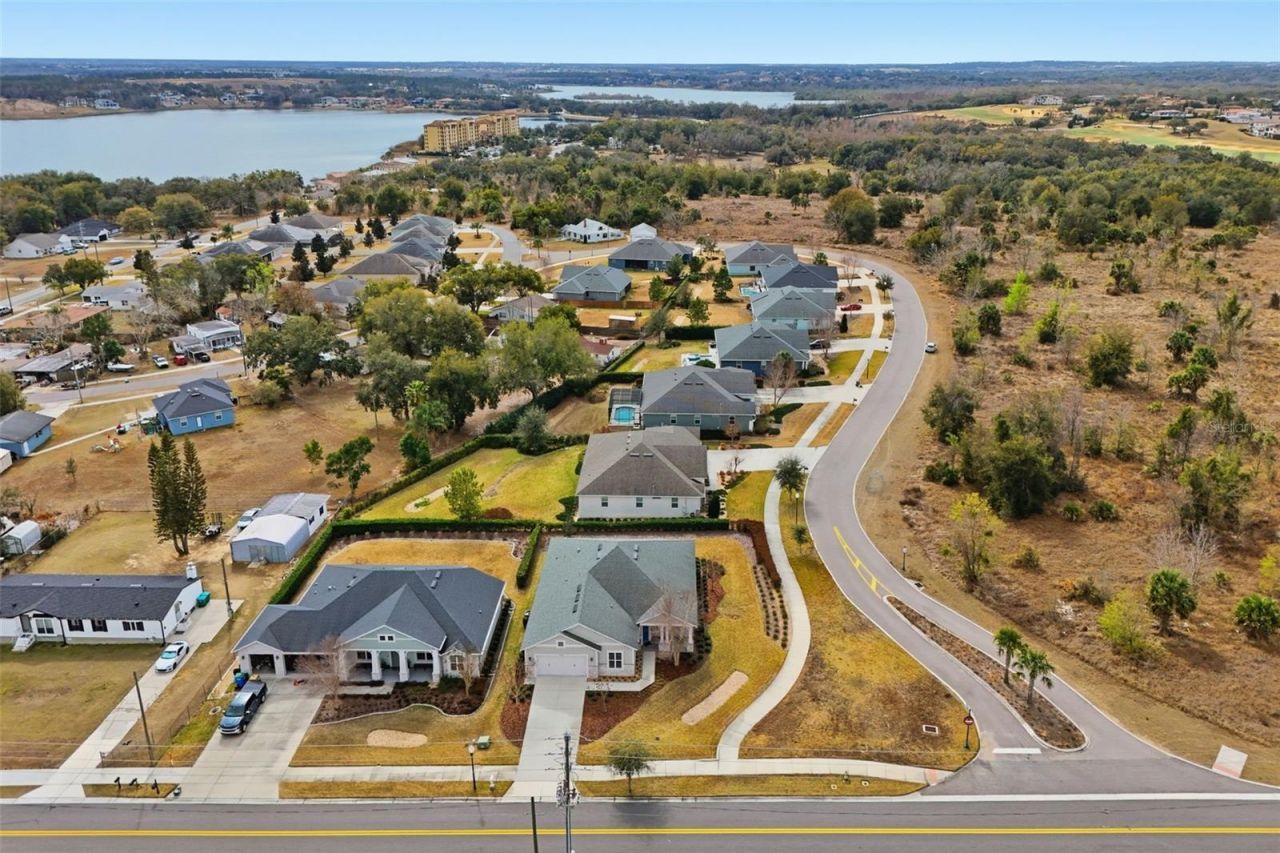 16824 Ridgewood Avenue, Montverde, FL 34756 Photo