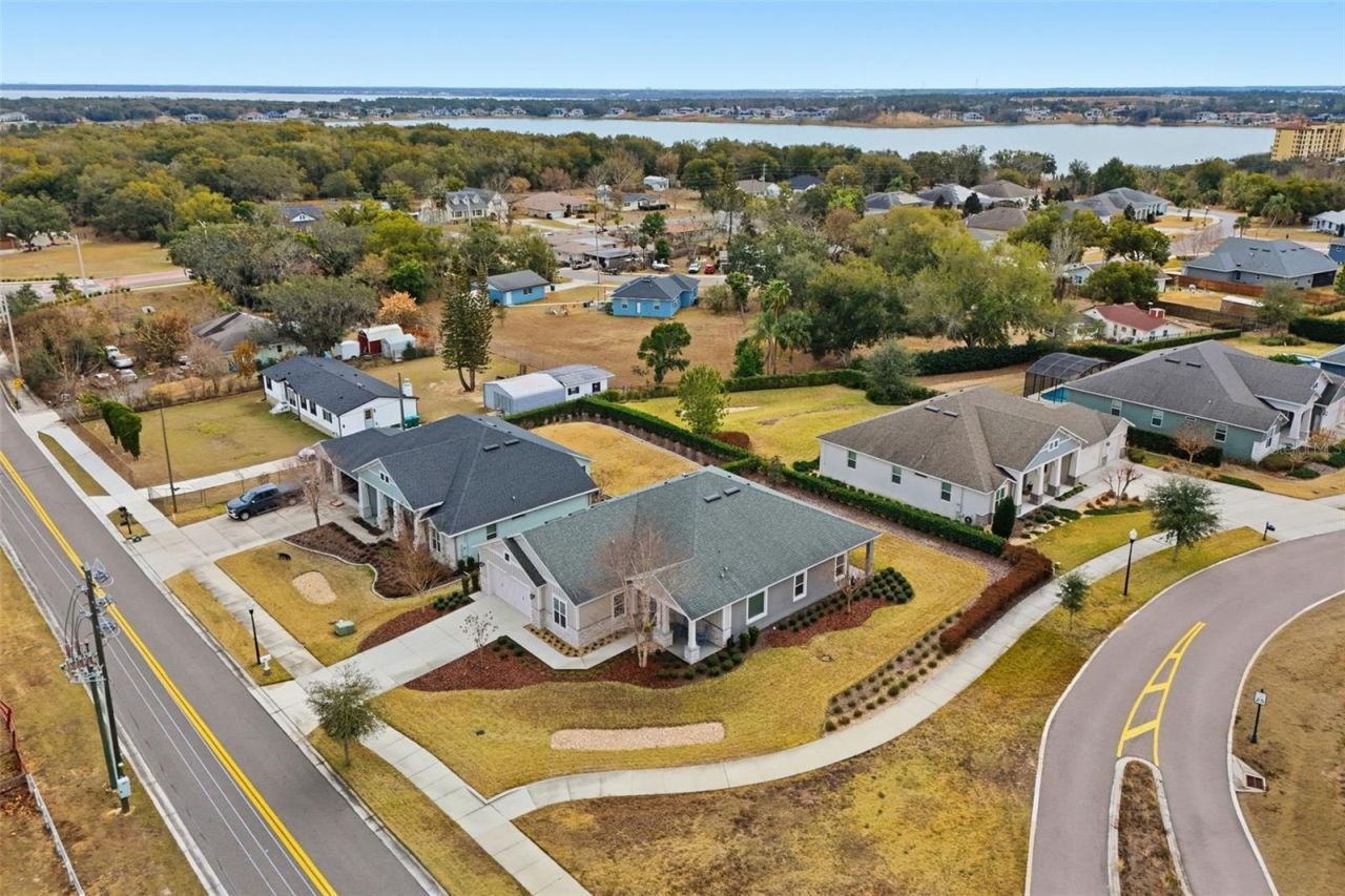 16824 Ridgewood Avenue, Montverde, FL 34756 Photo