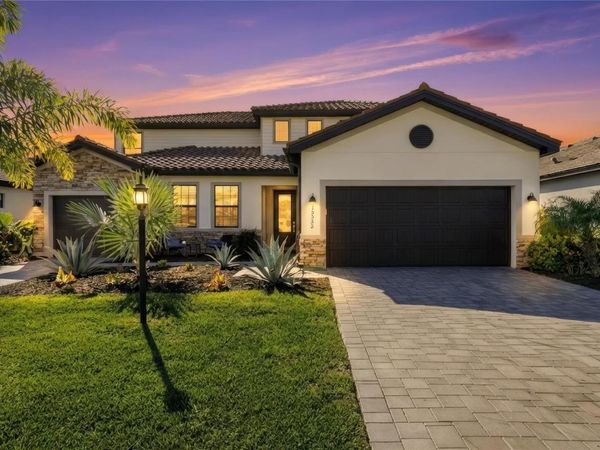 15532 WHITE LINEN DRIVE, BRADENTON, FL 34211