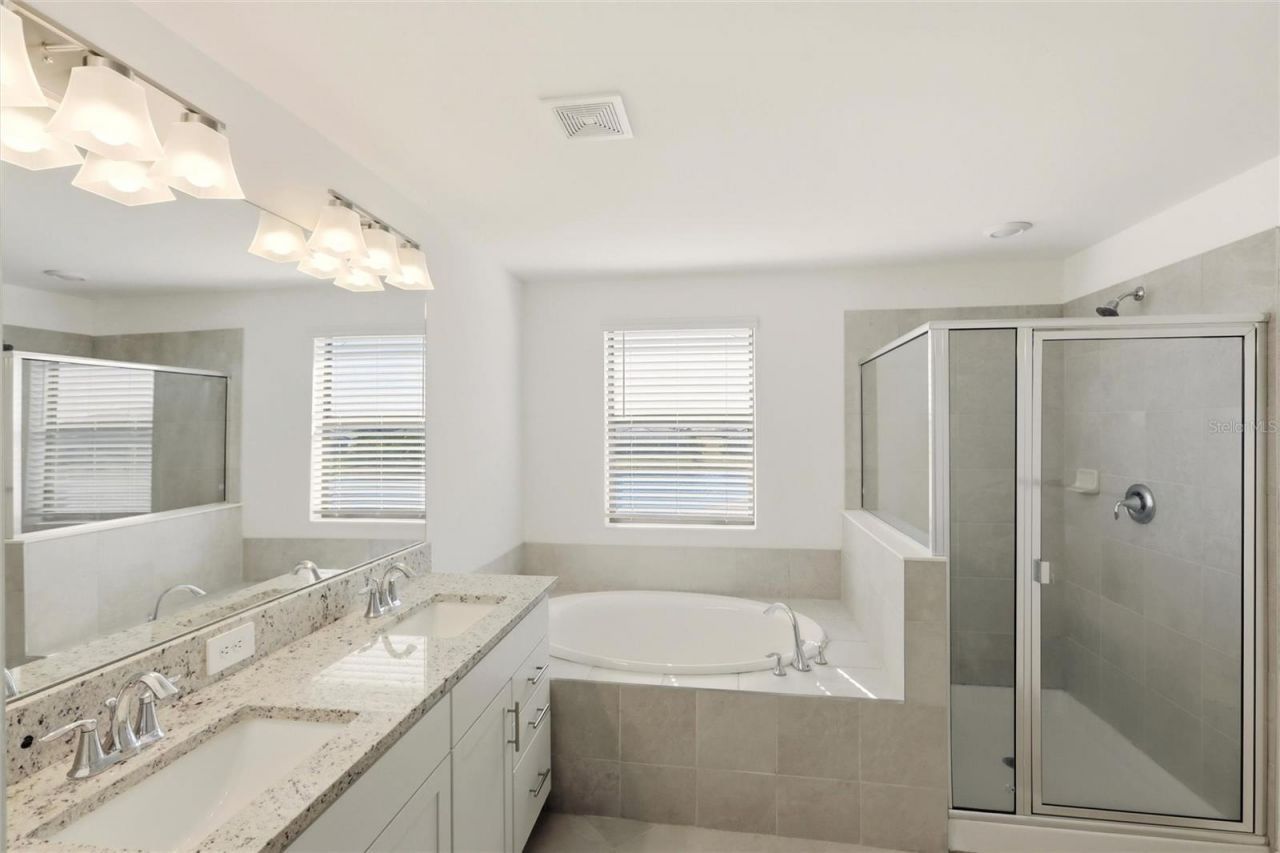 15532 White Linen Drive, Bradenton, FL 34211 Photo