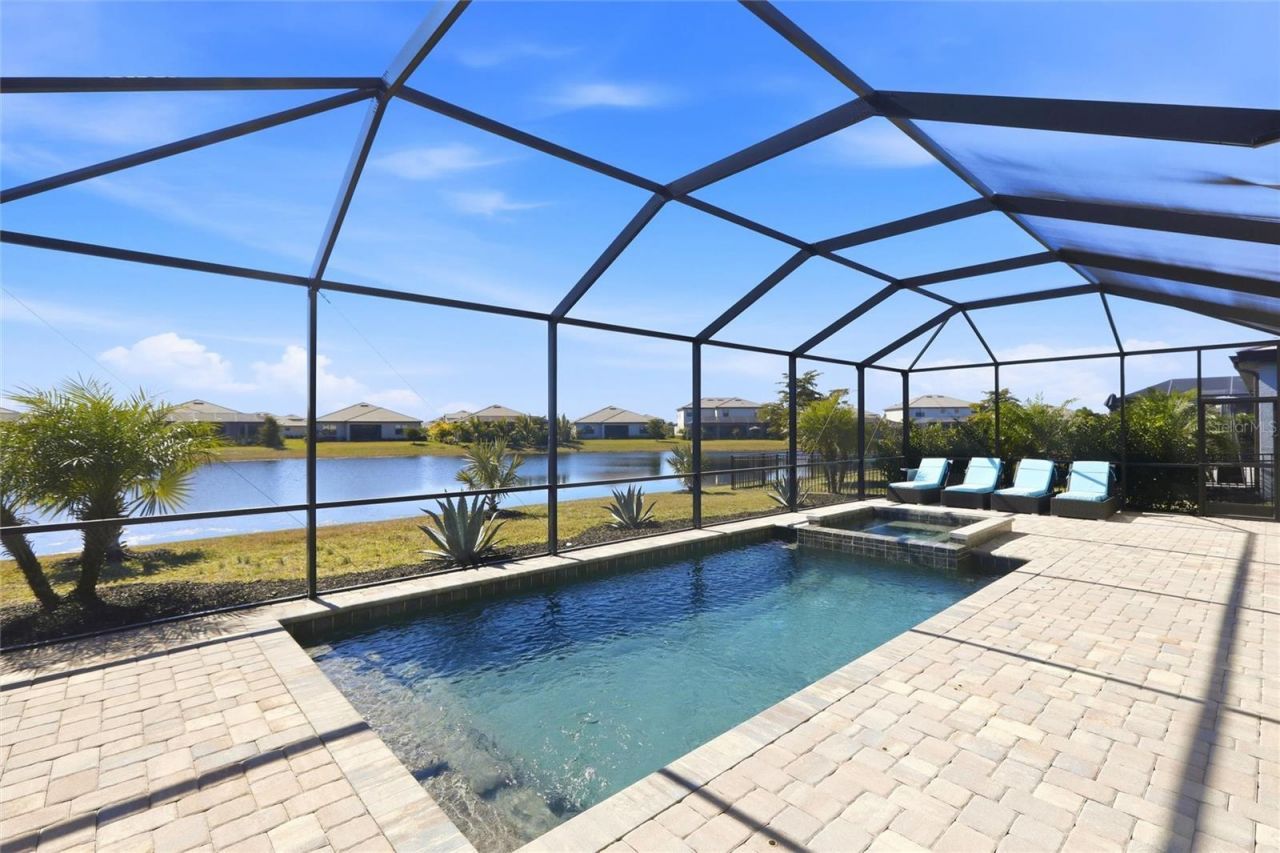 15532 White Linen Drive, Bradenton, FL 34211 Photo