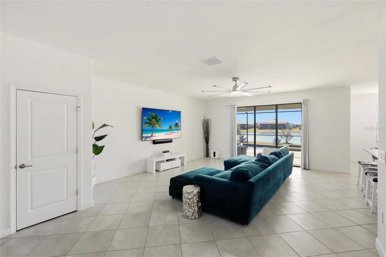 15532 White Linen Drive, Bradenton, FL 34211 Photo