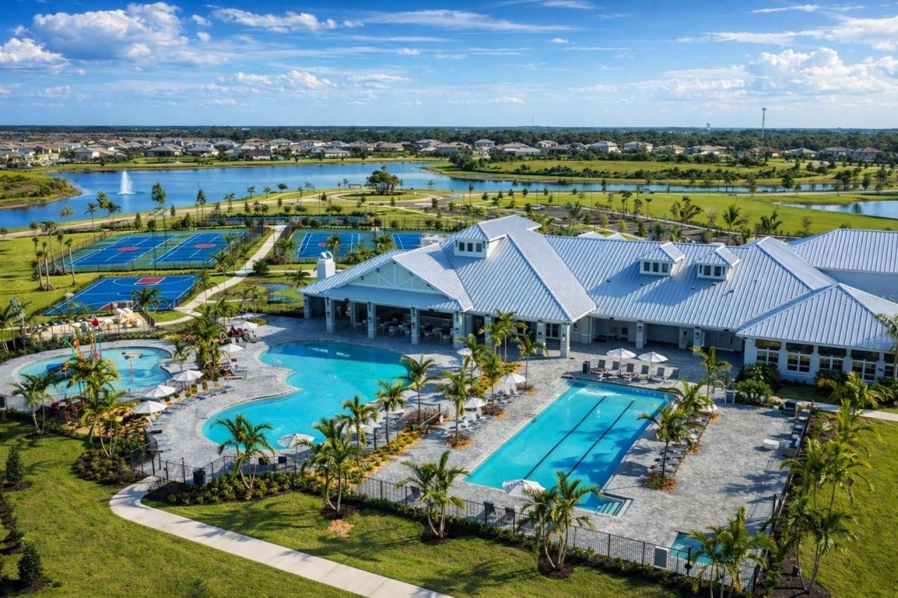 15532 White Linen Drive, Bradenton, FL 34211 Photo