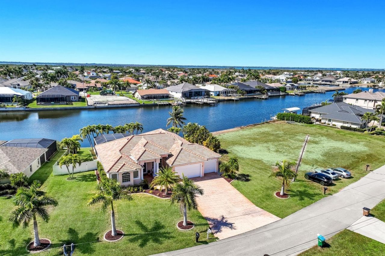 3106 SW 26th Court, Cape Coral, FL 33914 Photo