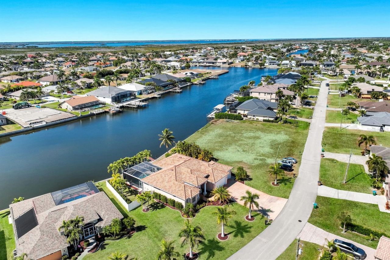 3106 SW 26th Court, Cape Coral, FL 33914 Photo