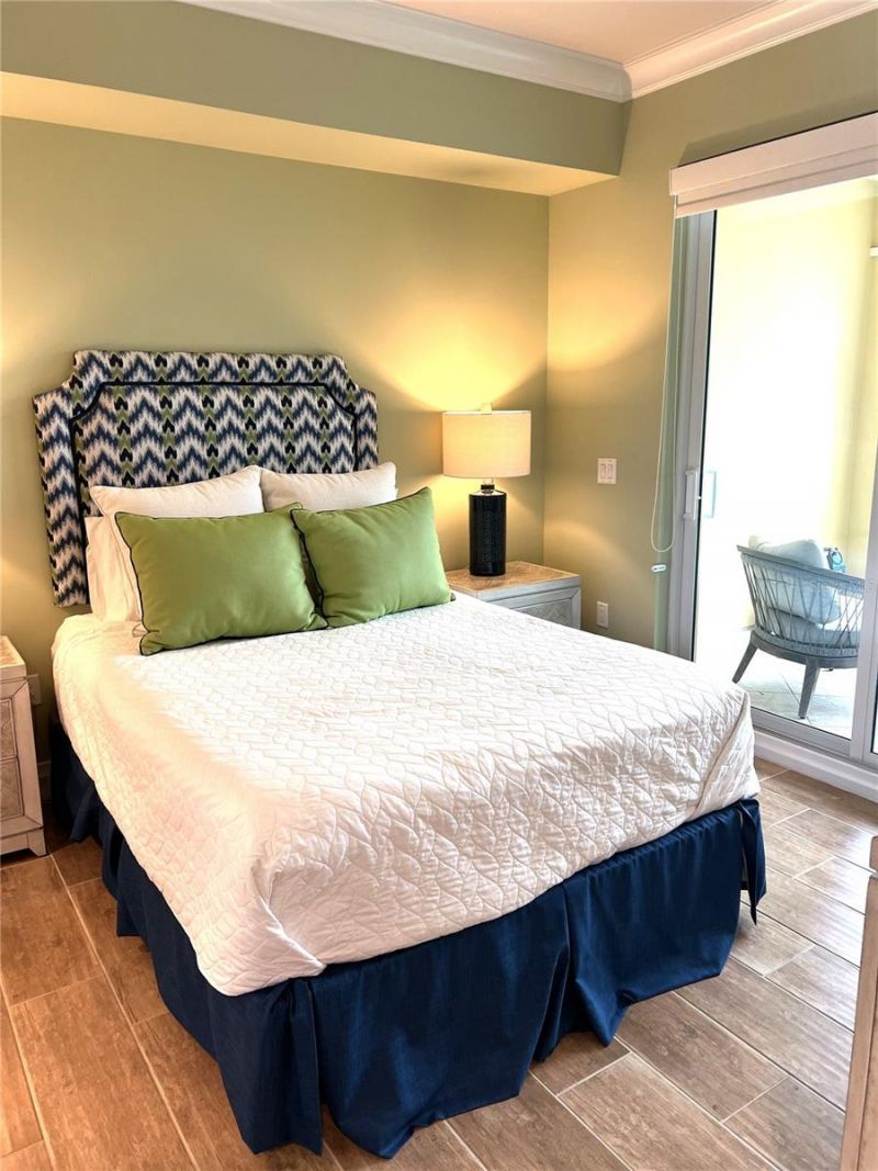 800 Collany Road, Unit 303, Saint Petersburg, FL 33715 Photo