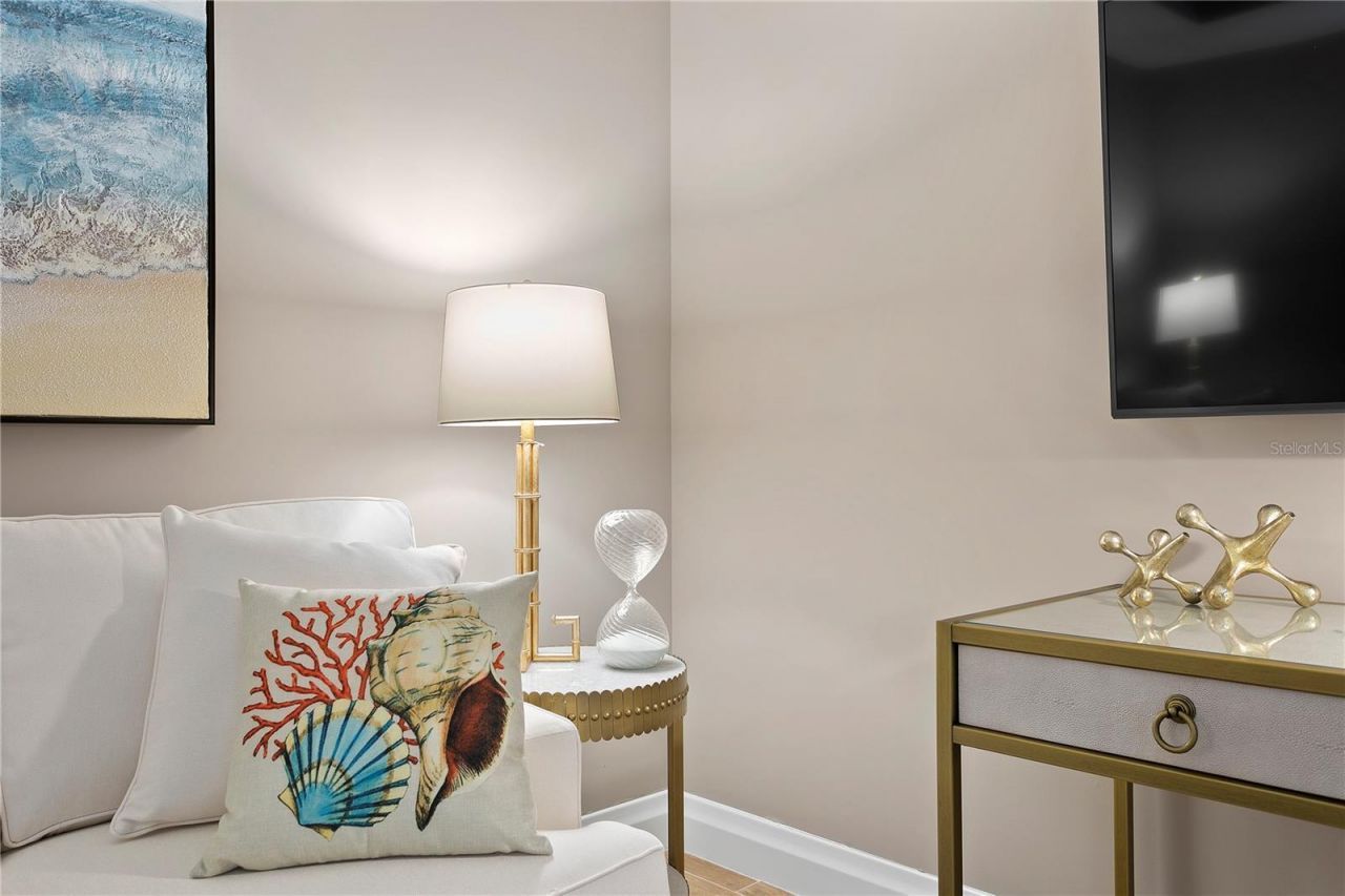 800 Collany Road, Unit 303, Saint Petersburg, FL 33715 Photo