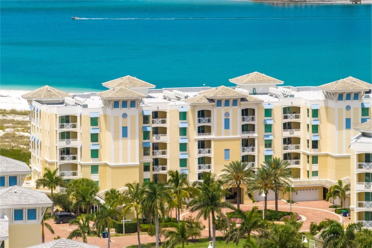 800 Collany Road, Unit 303, Saint Petersburg, FL 33715 Photo